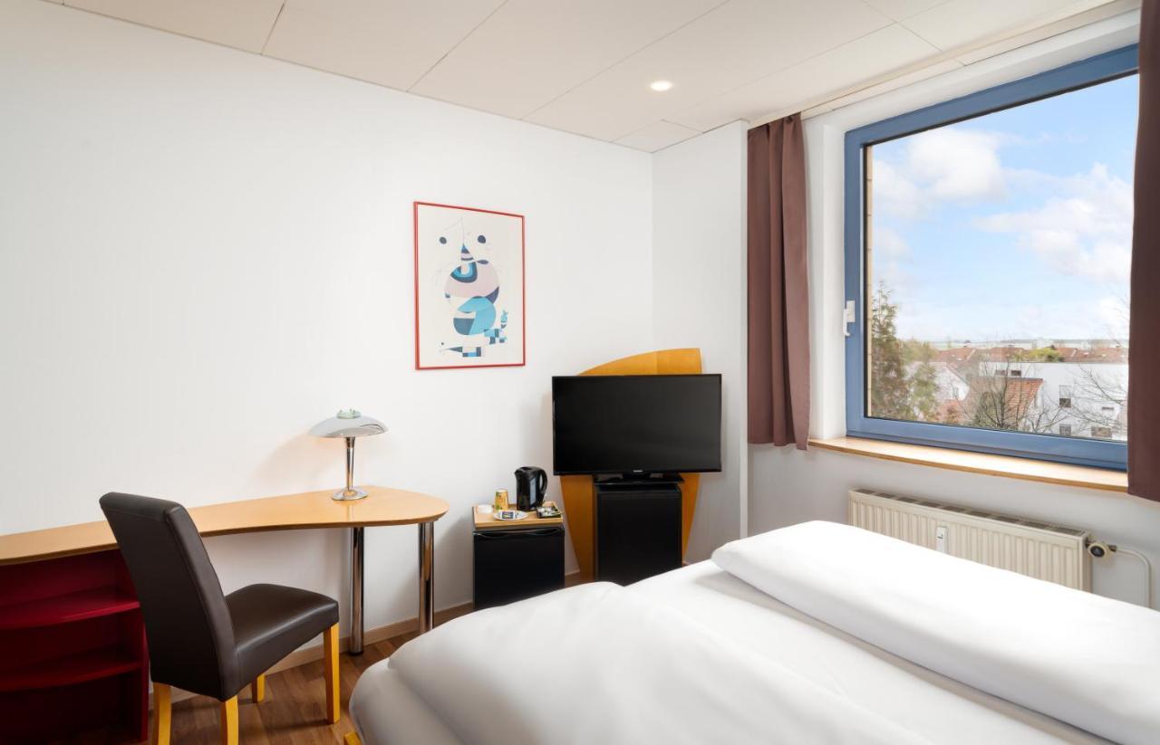 Mainstreet Hotel 3*